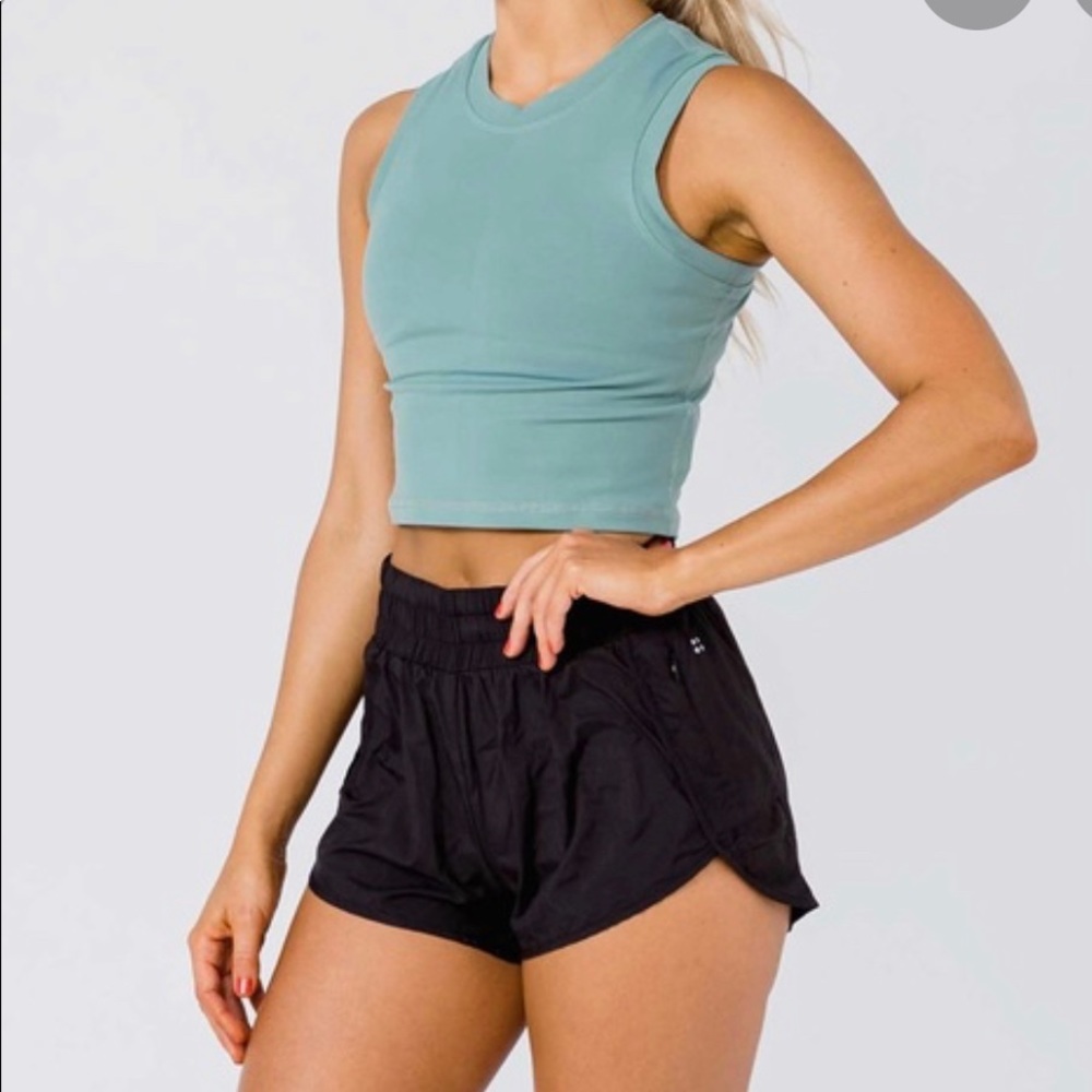 Acta Wear crop tank in BLACK